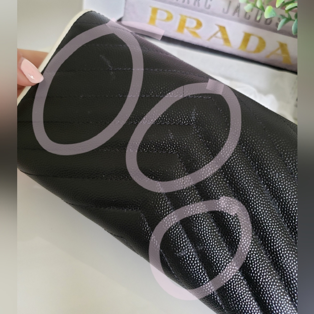 *SOLD* Authentic Pre-owned Yves Saint Laurent Grain De Poudre Envelope Wallet - Picture 11 of 15